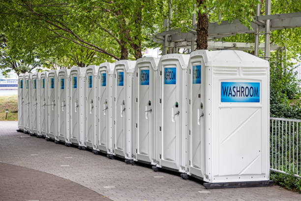Portable Toilet Options We Offer in Scissors, TX
